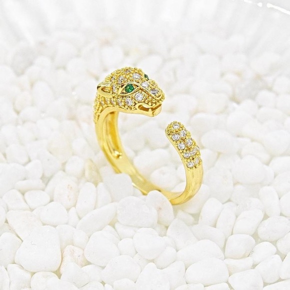 Gold Leopard Ring - Picture 2 of 5